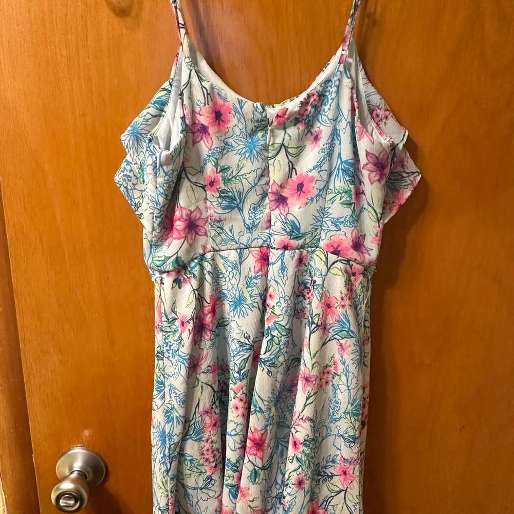 Floral Ruffle Romper - Picture 2 of 4